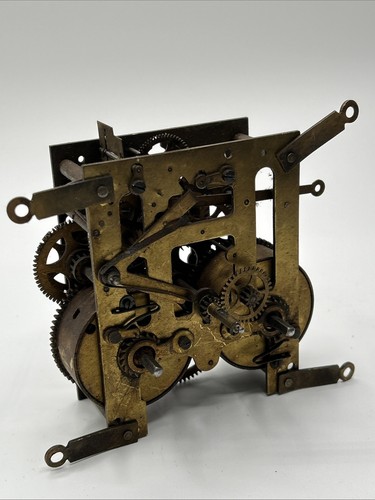 Altes uhrwerk wanduhr - altes,