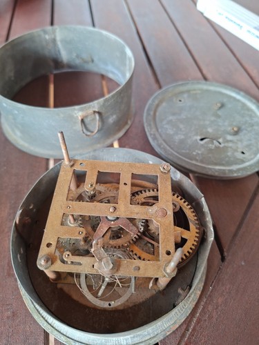 Altes uhrwerk im - ,