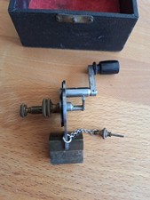 altes Uhrmacherwerkzeug -